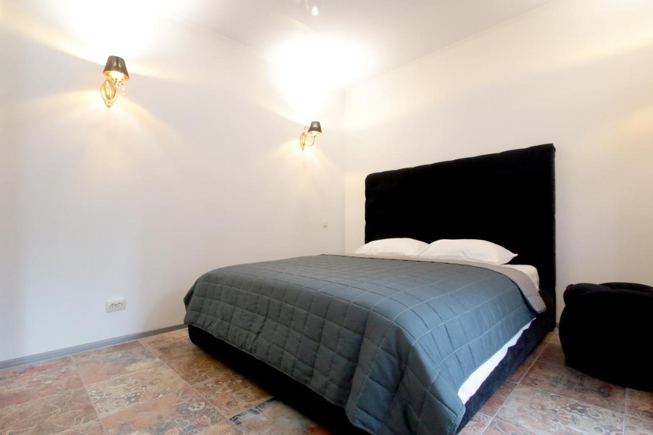 Lviv Center Vip New Building Apartment Ngoại thất bức ảnh